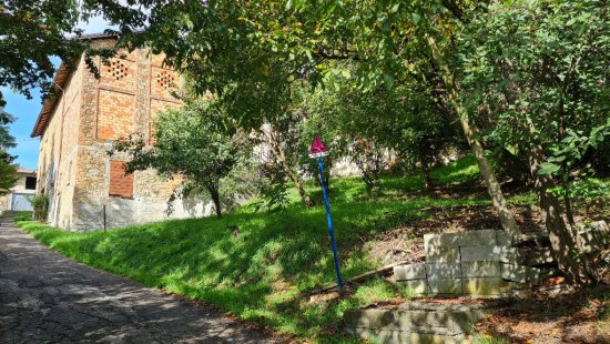 Casa Singola in venditaVezzano Sul Crostolo - Vezzano - La Vecchia